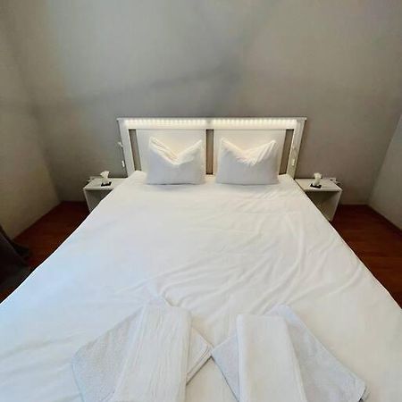 Chic Retreat Timisoara Exterior photo